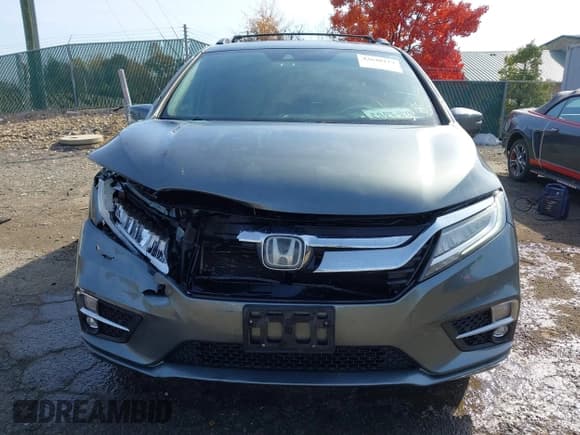 ✅ 2018 Honda Odyssey Touring • VIN: 5FNRL6H85JB044090 • Lot: 43648114. Wystawiony na IAAI z przebiegiem 153 287 mil. Bezpłatny archiwum sprzedaży aukcyjnych z USA i szczegółowy raport historii pojazdu na DreamBid. Zdjęcie 12.