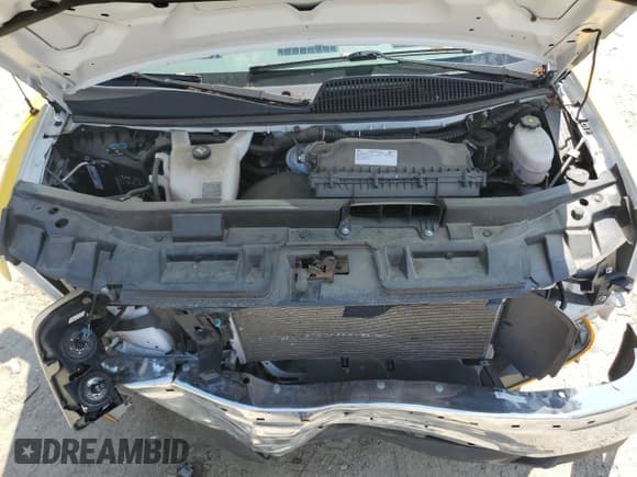 ✅ 2022 Chevrolet Express Cargo • VIN: 1GCWGAFP1N1141435 • Lot: 67495135. Wystawiony na Copart z przebiegiem 40 475 mil. Bezpłatny archiwum sprzedaży aukcyjnych z USA i szczegółowy raport historii pojazdu na DreamBid. Zdjęcie 12.