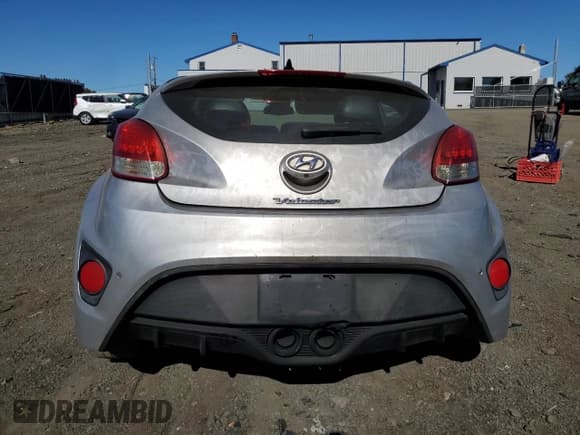 ✅ 2013 Hyundai Veloster Turbo • VIN: KMHTC6AE8DU110466 • Lot: 76236464. Wystawiony na Copart z przebiegiem 108 386 mil. Bezpłatny archiwum sprzedaży aukcyjnych z USA i szczegółowy raport historii pojazdu na DreamBid. Zdjęcie 6.