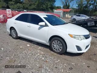 2013 Toyota Camry L с VIN 4T1BF1FK3DU274065, выставлен на аукционе IAAI как лот 43346472 с пробегом 107 828 миль миль и . История ставок и продаж доступна на DreamBid. Изображение 1.