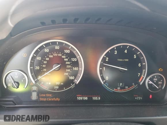 ✅ 2015 BMW X5 xDrive50i • VIN: 5UXKR6C56F0J74543 • Лот: 86489925. Опубликован ранее на Copart с пробегом 109 196 миль. Бесплатный доступ к архиву аукционных продаж из США и подробный отчёт об истории автомобиля на DreamBid. Изображение 9.