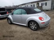 ✅ 2006 Volkswagen Beetle • VIN: 3VWRF31Y06M310356 • Lot: 46825315. Wystawiony na Copart z przebiegiem 60 445 mil. Bezpłatny archiwum sprzedaży aukcyjnych z USA i szczegółowy raport historii pojazdu na DreamBid. Zdjęcie 2.