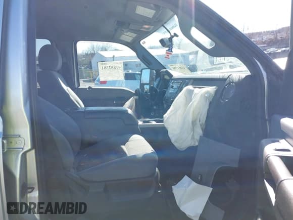 ✅ 2016 Ford F-250 Lariat • VIN: 1FT7W2B65GEA68060 • Лот: 41852381. Опубликован ранее на IAAI с пробегом 140 721 миль. Бесплатный доступ к архиву аукционных продаж из США и подробный отчёт об истории автомобиля на DreamBid. Изображение 5.