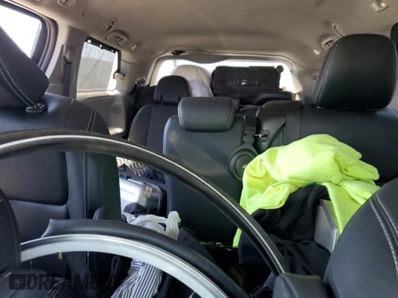 ✅ 2020 Toyota Sienna SE • VIN: 5TDXZ3DC0LS045936 • Lot: 65421045. Listed on Copart with 163,197 mi. Free auction sales archive from the USA and detailed vehicle history report at DreamBid. Image 10.