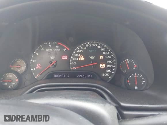 2004 Chevrolet Corvette z VIN 1G1YY22G645116595, wystawiony jako IAAI lot #43355995 z przebiegiem 72 452 mil mil oraz . Historia ofert i sprzedaży dostępna na DreamBid. Obrazek 16.