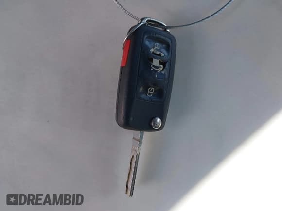 ✅ 2015 Volkswagen Passat SE • VIN: 1VWBV7A35FC056905 • Lot: 43710442. Wystawiony na IAAI z przebiegiem 93 361 mil. Bezpłatny archiwum sprzedaży aukcyjnych z USA i szczegółowy raport historii pojazdu na DreamBid. Zdjęcie 11.