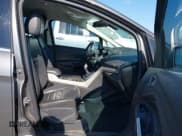 ✅ 2013 Ford C-Max SEL • VIN: 1FADP5CU5DL549289 • Lot: 43704297. Wystawiony na IAAI z przebiegiem 147 088 mil. Bezpłatny archiwum sprzedaży aukcyjnych z USA i szczegółowy raport historii pojazdu na DreamBid. Zdjęcie 5.