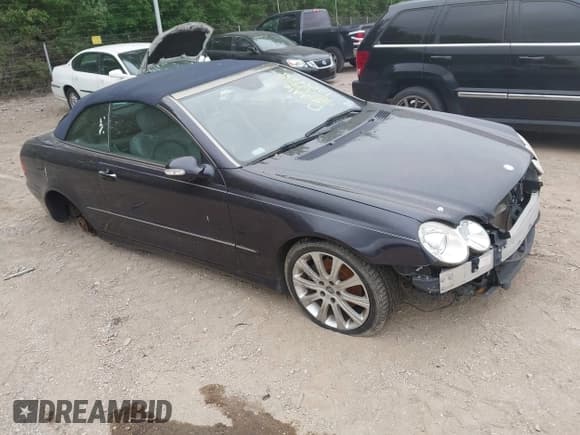 ✅ 2008 Mercedes-Benz CLK 350 • VIN: WDBTK56F48T094098 • Lot: 42261956. Wystawiony na IAAI z przebiegiem 164 679 mil. Bezpłatny archiwum sprzedaży aukcyjnych z USA i szczegółowy raport historii pojazdu na DreamBid. Zdjęcie 1.