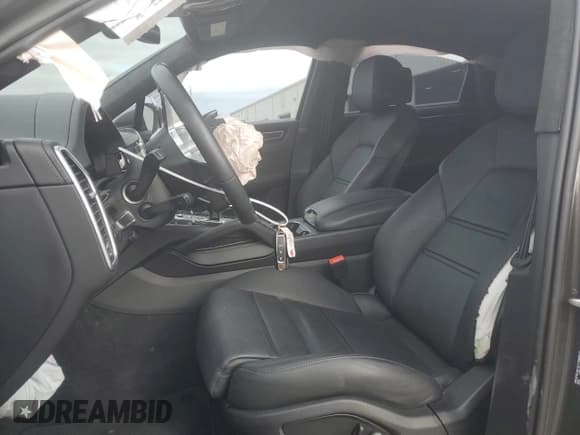 ✅ 2023 Porsche Cayenne GTS • VIN: WP1BG2AY5PDA33226 • Lot: 47211115. Listed on Copart with Not provided. Free auction sales archive from the USA and detailed vehicle history report at DreamBid. Image 7.