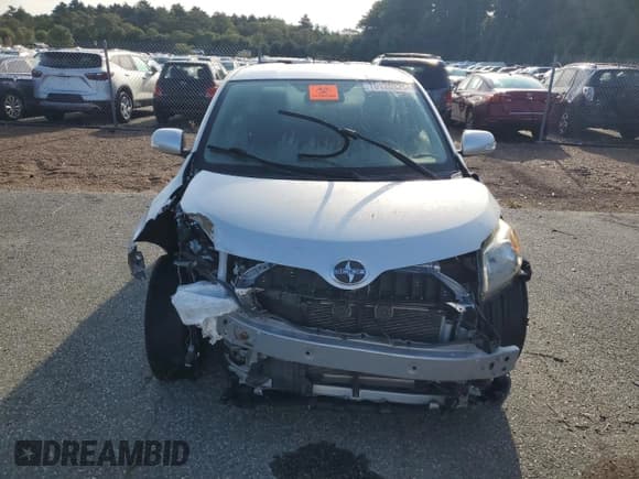 ✅ 2012 Scion xD • VIN: JTKKU4B46C1019471 • Lot: 86707725. Wystawiony na Copart z przebiegiem Nie podano. Bezpłatny archiwum sprzedaży aukcyjnych z USA i szczegółowy raport historii pojazdu na DreamBid. Zdjęcie 5.