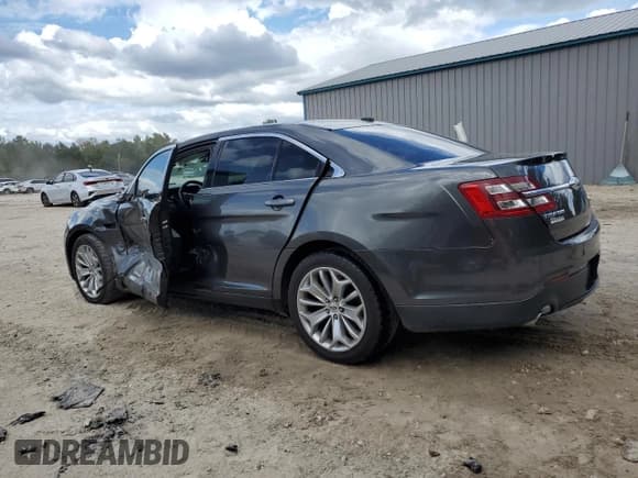 ✅ 2018 Ford Taurus Limited • VIN: 1FAHP2F88JG103270 • Lot: 85266195. Wystawiony na Copart z przebiegiem 116 727 mil. Bezpłatny archiwum sprzedaży aukcyjnych z USA i szczegółowy raport historii pojazdu na DreamBid. Zdjęcie 2.