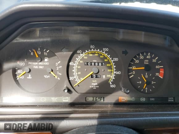 ✅ 1992 Mercedes-Benz 300 E • VIN: WDBEA30D5NB625320 • Лот: 76770414. Опубликован ранее на Copart с пробегом 108 881 миль. Бесплатный доступ к архиву аукционных продаж из США и подробный отчёт об истории автомобиля на DreamBid. Изображение 9.