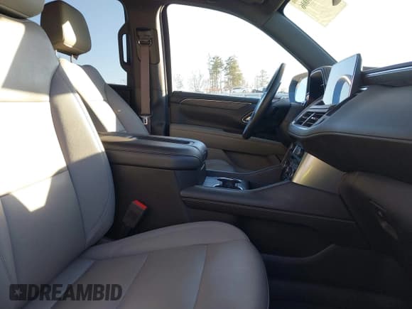 ✅ 2023 Chevrolet Suburban LT • VIN: 1GNSCCKD4PR411304 • Lot: 41243006. Listed on IAAI with 41,830 mi. Free auction sales archive from the USA and detailed vehicle history report at DreamBid. Image 5.