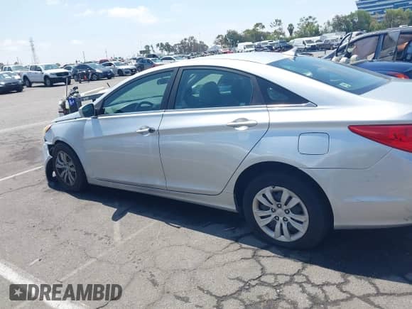 2011 Hyundai Sonata GLS с VIN 5NPEB4AC1BH189182, выставлен на аукционе IAAI как лот 42666284 с пробегом 198 071 миль миль и . История ставок и продаж доступна на DreamBid. Изображение 14.