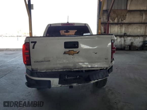 ✅ 2016 Chevrolet Colorado 2WD LT • VIN: 1GCGSCE35G1301512 • Лот: 74588164. Опубликован ранее на Copart с пробегом 129 468 миль. Бесплатный доступ к архиву аукционных продаж из США и подробный отчёт об истории автомобиля на DreamBid. Изображение 6.