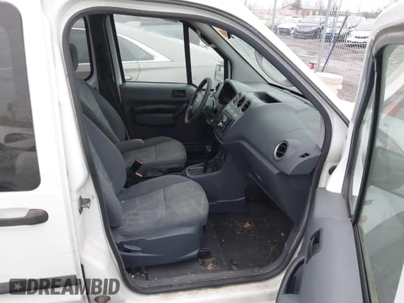 ✅ 2010 Ford Transit Connect XLT • VIN: NM0KS9BN9AT042518 • Lot: 43916855. Listed on IAAI with 229,140 mi. Free auction sales archive from the USA and detailed vehicle history report at DreamBid. Image 5.