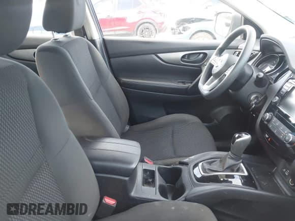 ✅ 2021 Nissan Rogue S • VIN: JN1BJ1AV2MW307035 • Lot: 43032897. Listed on IAAI with 110,667 mi. Free auction sales archive from the USA and detailed vehicle history report at DreamBid. Image 5.