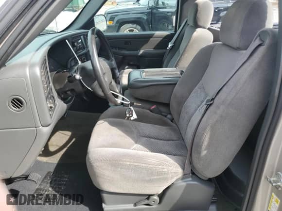 2007 Chevrolet Silverado 1500 Work Truck with VIN 1GCEC14V07Z201878, listed as a Copart auction lot 70529645 with 193,131 mi miles and Salvage title. Bid and sale history available at DreamBid. Image 7.