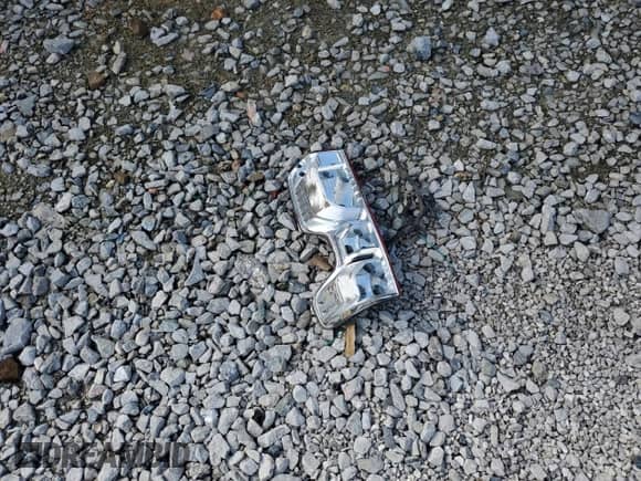 2020 Chevrolet Silverado 1500 LT z VIN 3GCUYDED9LG272477, wystawiony jako Copart lot #80711375 z przebiegiem 89 164 mil mil oraz Szkoda całkowita • Salvage title. Historia ofert i sprzedaży dostępna na DreamBid. Obrazek 12.