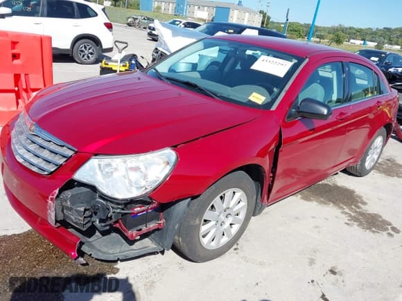 ✅ 2007 Chrysler Sebring • VIN: 1C3LC46K27N610469 • Lot: 43322297. Wystawiony na IAAI z przebiegiem 150 339 mil. Bezpłatny archiwum sprzedaży aukcyjnych z USA i szczegółowy raport historii pojazdu na DreamBid. Zdjęcie 2.