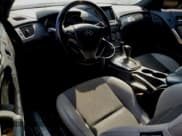 ✅ 2014 Hyundai Genesis Coupe Premium • VIN: KMHHT6KD6EU113945 • Lot: 47502565. Wystawiony na Copart z przebiegiem 133 670 mil. Bezpłatny archiwum sprzedaży aukcyjnych z USA i szczegółowy raport historii pojazdu na DreamBid. Zdjęcie 8.