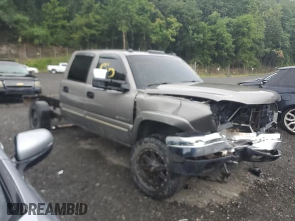 ✅ 2006 Chevrolet Silverado 2500HD LT2 • VIN: 1GCHK23U86F134204 • Lot: 68744365. Wystawiony na Copart z przebiegiem 203 046 mil. Bezpłatny archiwum sprzedaży aukcyjnych z USA i szczegółowy raport historii pojazdu na DreamBid. Zdjęcie 4.