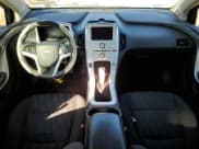 ✅ 2013 Chevrolet Volt • VIN: 1G1RE6E47DU107819 • Lot: 77624764. Wystawiony na Copart z przebiegiem Nie podano. Bezpłatny archiwum sprzedaży aukcyjnych z USA i szczegółowy raport historii pojazdu na DreamBid. Zdjęcie 8.