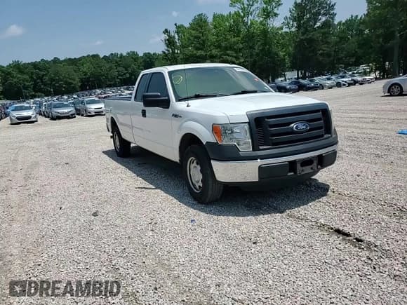 ✅ 2011 Ford F-150 XL • VIN: 1FTVX1CF7BKE07473 • Lot: 59516835. Listed on Copart with 211,888 mi. Free auction sales archive from the USA and detailed vehicle history report at DreamBid. Image 13.