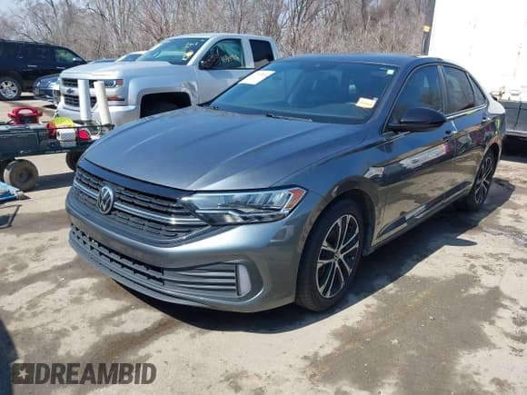 ✅ 2022 Volkswagen Jetta Sport • VIN: 3VWBM7BU6NM017084 • Lot: 41784555. Listed on IAAI with 60,364 mi. Free auction sales archive from the USA and detailed vehicle history report at DreamBid. Image 2.