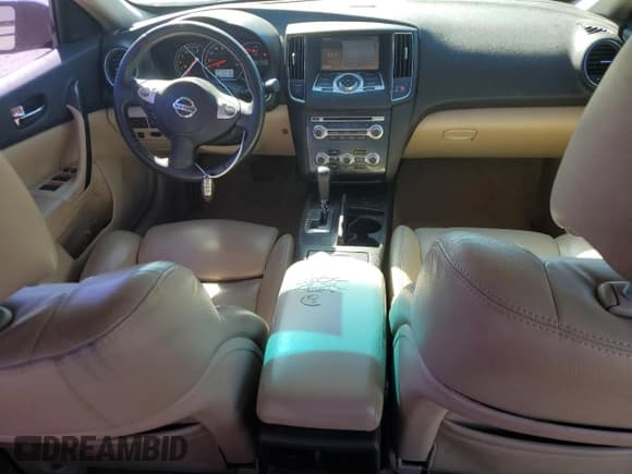 ✅ 2014 Nissan Maxima SV • VIN: 1N4AA5AP7EC910945 • Lot: 90675385. Listed on Copart with 181,841 mi. Free auction sales archive from the USA and detailed vehicle history report at DreamBid. Image 8.