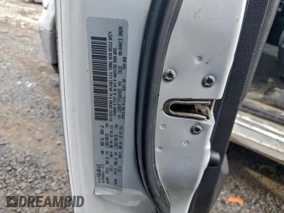 ✅ 2015 Ram 1500 Express • VIN: 1C6RR7FT7FS664565 • Lot: 95901925. Wystawiony na Copart z przebiegiem 205 653 mil. Bezpłatny archiwum sprzedaży aukcyjnych z USA i szczegółowy raport historii pojazdu na DreamBid. Zdjęcie 12.