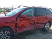 ✅ 2015 Nissan Pathfinder SV • VIN: 5N1AR2MN4FC611552 • Lot: 42721843. Listed on IAAI with 135,260 mi. Free auction sales archive from the USA and detailed vehicle history report at DreamBid. Image 6.