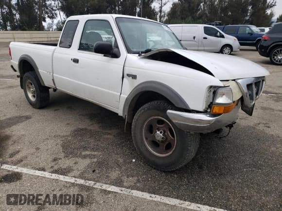 ✅ 2000 Ford Ranger XLT • VIN: 1FTZR15XXYTA77431 • Лот: 81154055. Опубликован ранее на Copart с пробегом Не указан. Бесплатный доступ к архиву аукционных продаж из США и подробный отчёт об истории автомобиля на DreamBid. Изображение 4.