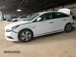 2016 Hyundai Sonata Limited с VIN KMHE34L18GA029996, выставлен на аукционе Copart как лот 82380435 с пробегом 135 510 миль миль и Чистый • Clean title. История ставок и продаж доступна на DreamBid. Изображение 1.