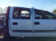 ✅ 2004 Chevrolet Silverado 2500HD LS • VIN: 1GCHK23U14F224758 • Lot: 41459884. Wystawiony na IAAI z przebiegiem Nie podano. Bezpłatny archiwum sprzedaży aukcyjnych z USA i szczegółowy raport historii pojazdu na DreamBid. Zdjęcie 12.
