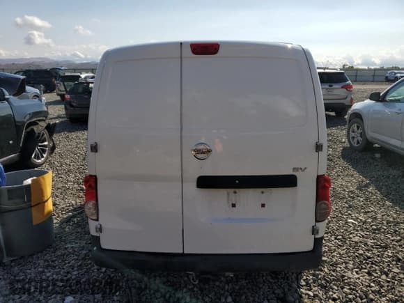 ✅ 2016 Nissan NV200 S • VIN: 3N6CM0KN0GK693033 • Lot: 80324535. Listed on Copart with 158,661 mi. Free auction sales archive from the USA and detailed vehicle history report at DreamBid. Image 6.