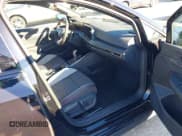 ✅ 2023 Volkswagen Golf GTI Autobahn • VIN: WVWWA7CD1PW208460 • Lot: 43397794. Wystawiony na IAAI z przebiegiem 1 498 mil. Bezpłatny archiwum sprzedaży aukcyjnych z USA i szczegółowy raport historii pojazdu na DreamBid. Zdjęcie 5.