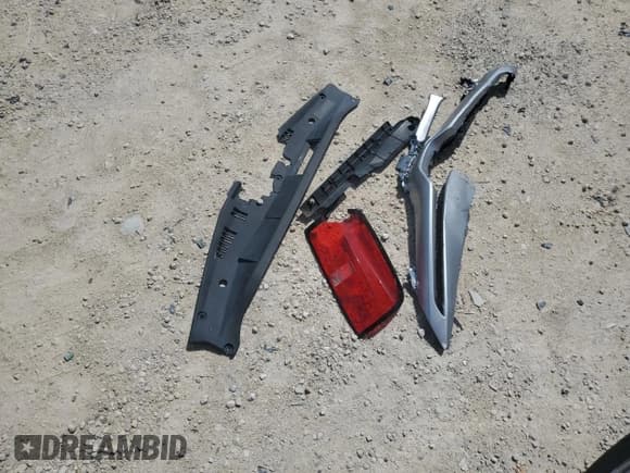 ✅ 2022 Chevrolet Colorado 4WD Work Truck • VIN: 1GCGTBEN3N1157688 • Лот: 63866944. Опубликован ранее на Copart с пробегом Не указан. Бесплатный доступ к архиву аукционных продаж из США и подробный отчёт об истории автомобиля на DreamBid. Изображение 12.