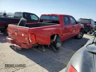 2006 Dodge Dakota SLT с VIN 1D7HE48N76S634016, выставлен на аукционе Copart как лот 54238774 с пробегом 233 035 миль миль и Списание • Salvage title. История ставок и продаж доступна на DreamBid. Изображение 3.