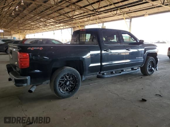 ✅ 2016 Chevrolet Silverado 1500 LT • VIN: 3GCUKREC7GG338388 • Lot: 91187325. Wystawiony na Copart z przebiegiem 139 751 mil. Bezpłatny archiwum sprzedaży aukcyjnych z USA i szczegółowy raport historii pojazdu na DreamBid. Zdjęcie 3.