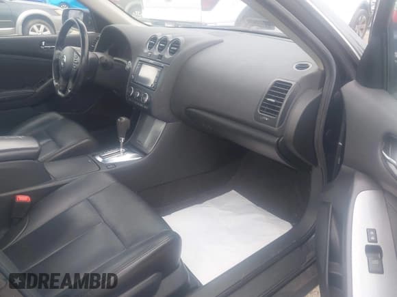 ✅ 2011 Nissan Altima Hybrid • VIN: 1N4CL2AP2BC115587 • Lot: 42744869. Listed on IAAI with 196,815 mi. Free auction sales archive from the USA and detailed vehicle history report at DreamBid. Image 5.