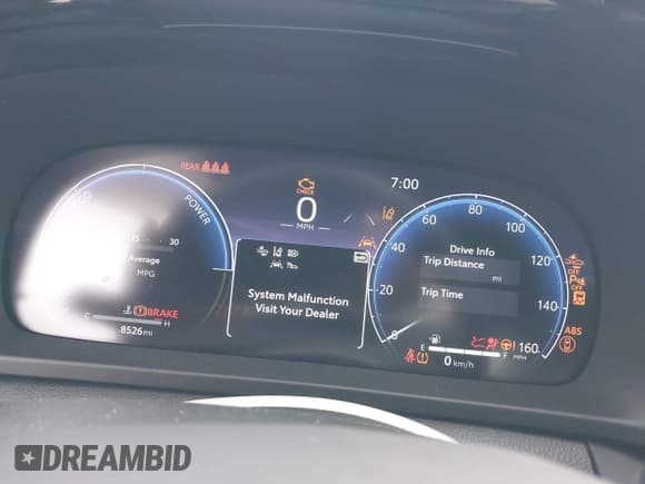 ✅ 2024 Toyota Crown XLE • VIN: JTDAAAAF8R3021149 • Lot: 42225940. Wystawiony na IAAI z przebiegiem 8 526 mil. Bezpłatny archiwum sprzedaży aukcyjnych z USA i szczegółowy raport historii pojazdu na DreamBid. Zdjęcie 7.