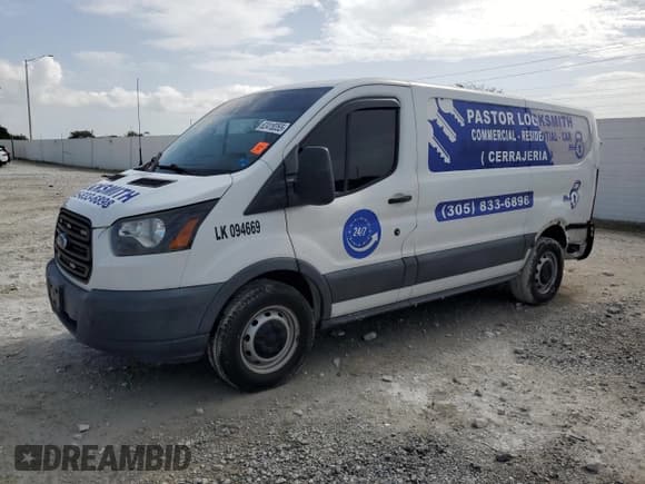 ✅ 2017 Ford Transit • VIN: 1FTYE1ZM2HKA81535 • Lot: 62418355. Wystawiony na Copart z przebiegiem 165 308 mil. Bezpłatny archiwum sprzedaży aukcyjnych z USA i szczegółowy raport historii pojazdu na DreamBid. Zdjęcie 1.