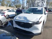 ✅ 2023 Mazda CX-5 S • VIN: JM3KFBAM3P0253948 • Лот: 43743970. Опубликован ранее на IAAI с пробегом 14 355 миль. Бесплатный доступ к архиву аукционных продаж из США и подробный отчёт об истории автомобиля на DreamBid. Изображение 6.
