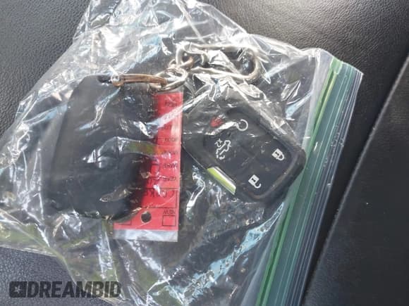 ✅ 2021 Chevrolet Silverado 1500 LT Trail Boss • VIN: 1GCPYFEL4MZ260285 • Lot: 43559454. Wystawiony na IAAI z przebiegiem 89 699 mil. Bezpłatny archiwum sprzedaży aukcyjnych z USA i szczegółowy raport historii pojazdu na DreamBid. Zdjęcie 11.