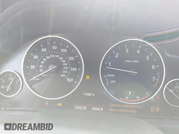 ✅ 2017 BMW 3 Series 320i • VIN: WBA8A9C35HK864405 • Lot: 43475544. Wystawiony na IAAI z przebiegiem 120 278 mil. Bezpłatny archiwum sprzedaży aukcyjnych z USA i szczegółowy raport historii pojazdu na DreamBid. Zdjęcie 7.