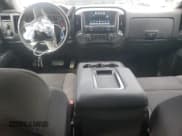 ✅ 2018 Chevrolet Silverado 1500 LT • VIN: 1GCVKREC7JZ151048 • Лот: 80355965. Опубликован ранее на Copart с пробегом 63 922 миль. Бесплатный доступ к архиву аукционных продаж из США и подробный отчёт об истории автомобиля на DreamBid. Изображение 8.