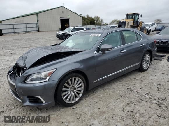 ✅ 2017 Lexus LS 460 • VIN: JTHCL5EF6H5028445 • Лот: 90485495. Опубликован ранее на Copart с пробегом 92 440 миль. Бесплатный доступ к архиву аукционных продаж из США и подробный отчёт об истории автомобиля на DreamBid. Изображение 1.