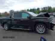 2019 Chevrolet Silverado 1500 High Country z VIN 3GCUYHED7KG120087, wystawiony jako IAAI lot #42221524 z przebiegiem 77 817 mil mil oraz . Historia ofert i sprzedaży dostępna na DreamBid. Obrazek 13.