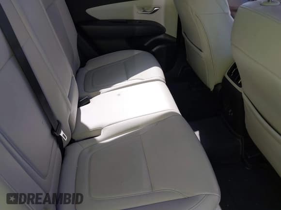 ✅ 2024 Hyundai Tucson SEL • VIN: 5NMJFCDE3RH307234 • Lot: 43334369. Listed on IAAI with 22,729 mi. Free auction sales archive from the USA and detailed vehicle history report at DreamBid. Image 8.